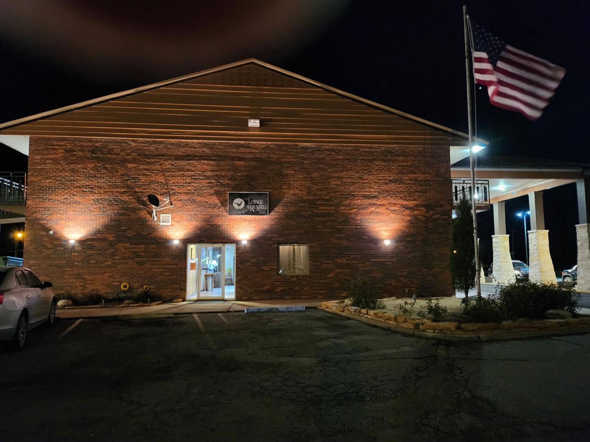 The Lodge At Russell - Russell Inn エクステリア 写真