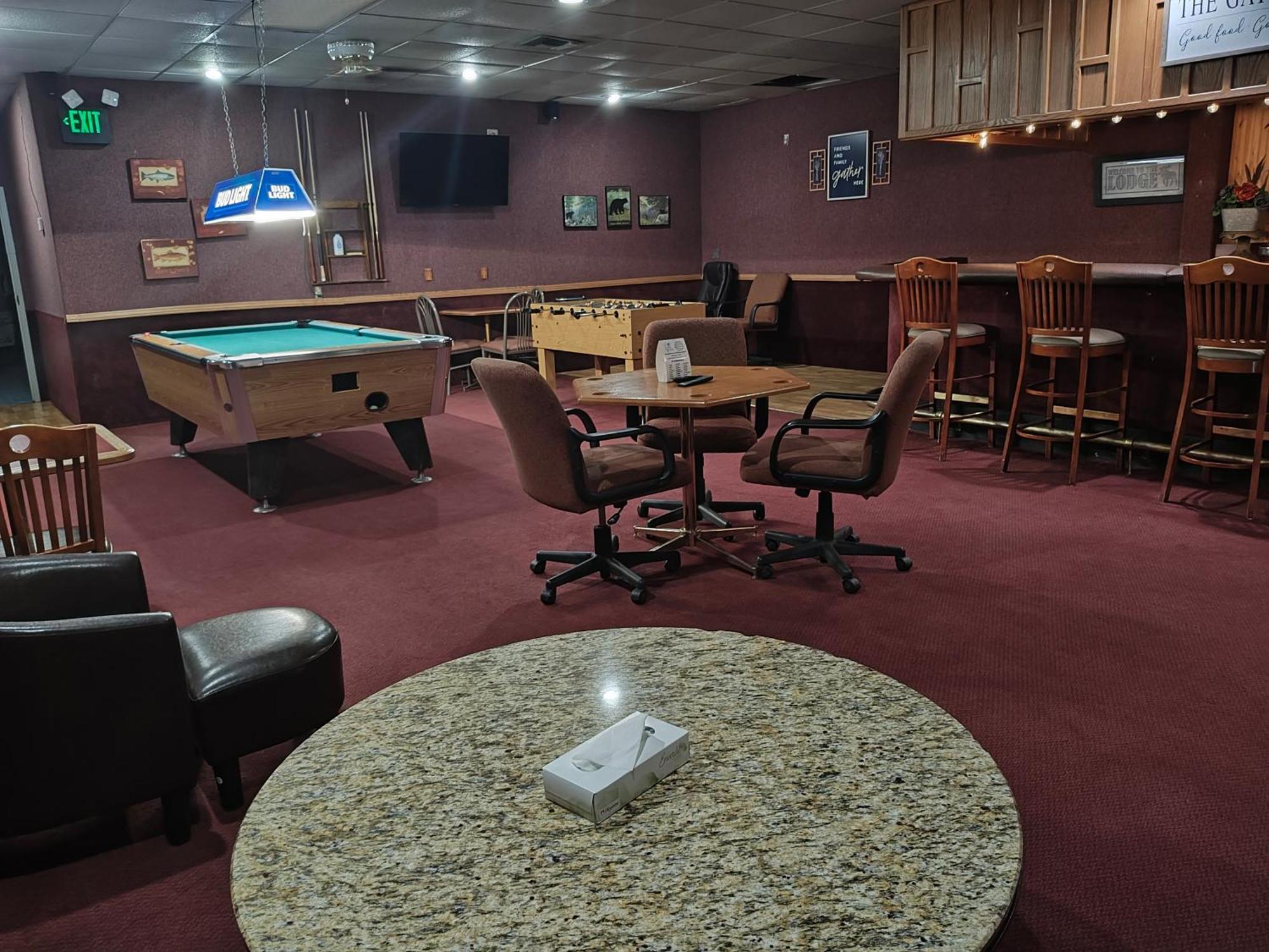 The Lodge At Russell - Russell Inn エクステリア 写真