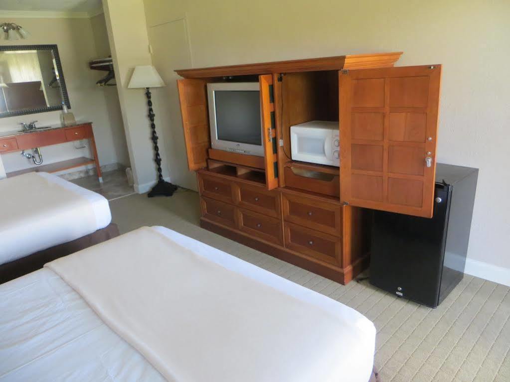 The Lodge At Russell - Russell Inn エクステリア 写真